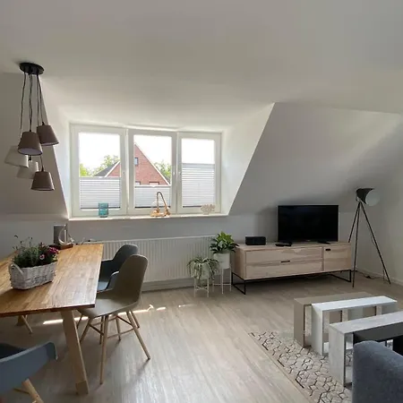 شقة Haus-seefalke-wohnung-oberdeck بوركم