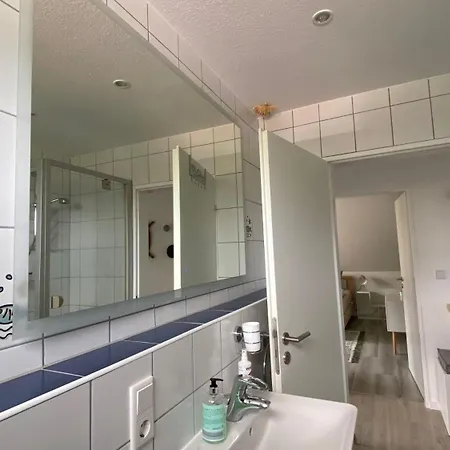 شقة Haus-seefalke-wohnung-oberdeck